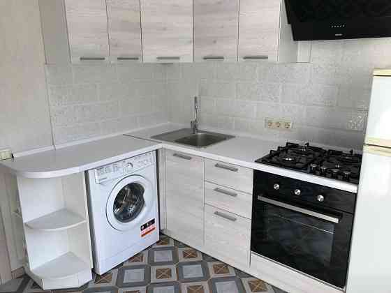 Продаж Квартира 2-кімнатна, 3/9 поверх на Йорданська вул., д. 2А Київ