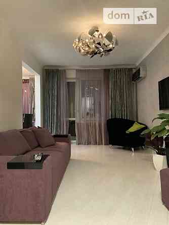 Оренда Квартира 3-кімнатна, 11/22 поверх на ул. Урловская, 34 Київ