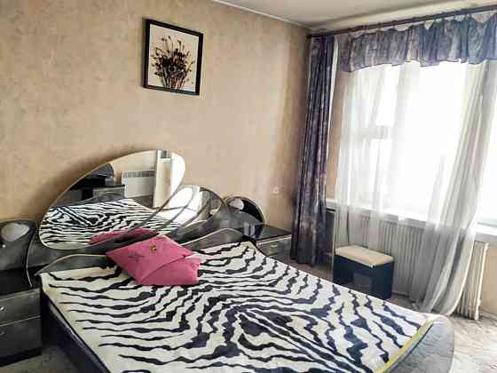 Оренда Квартира 1-кімнатна, 9/16 поверх на Дарницький бульвар, 3 Київ