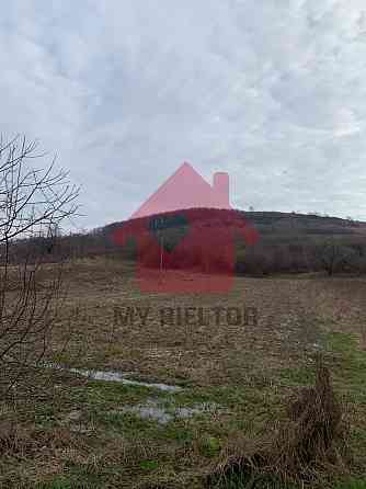 Продаж земельної ділянки 10 соток на Центральна 