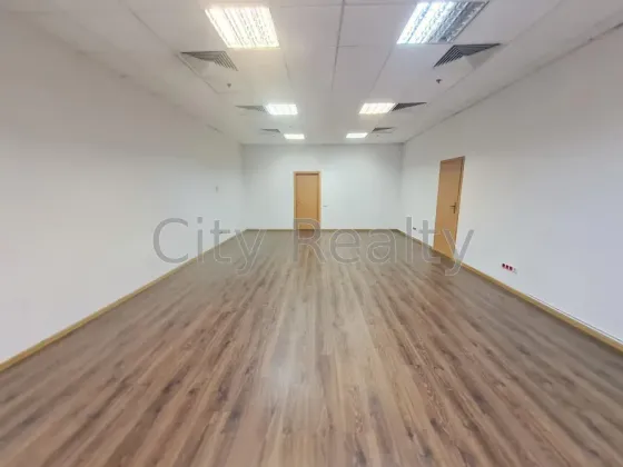 Здається Офісні приміщення площа 61.9 кв.м 2-й поверх Київ Верхній Вал 4А Київ