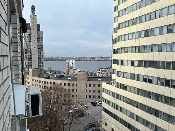 Продаж Квартира 3-кімнатна, 7/9 поверх на Вернандского, 33 В Дніпро