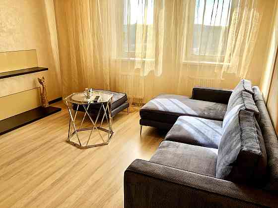 Продаж Квартира 1-кімнатна, 20/21 поверх на вул.Голосіївська вул., д. 13А Київ