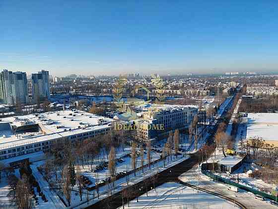 Продаж Квартира 3-кімнатна на Виктора Некрасова ул., 1 Киев