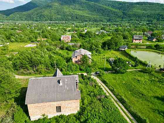 Продаж  Будинок з ділянкою 17 сот 300 кв.м 6 кімн.  Сколе