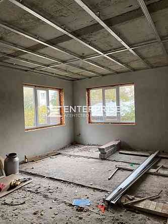 Продаж 3-поверховий Будинок з ділянкою 4 сот 170 кв.м 5 кімн. на Арктичної вул. Брюховичі (Перемишлянський район)