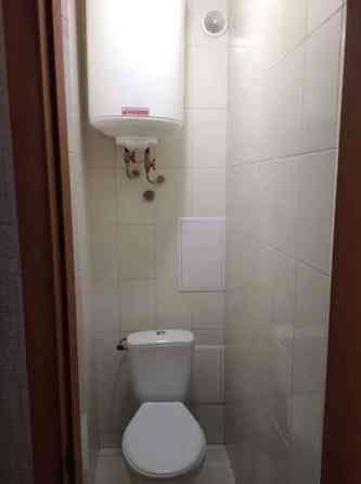 Оренда Квартира 3-кімнатна, 2/5 поверх на ул. Светлая Kiev