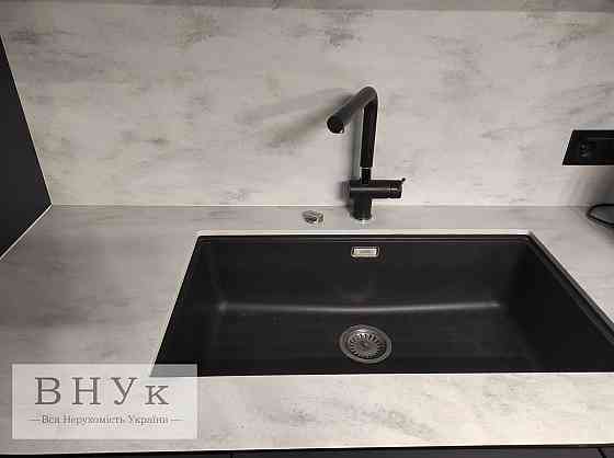 Продаж Квартира 3-кімнатна, 6/10 поверх на вул. Микулинецька Ternopil'