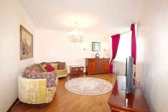 Оренда Квартира 2-кімнатна, 20/26 поверх на ул. Михаила Гришко, 9 Киев