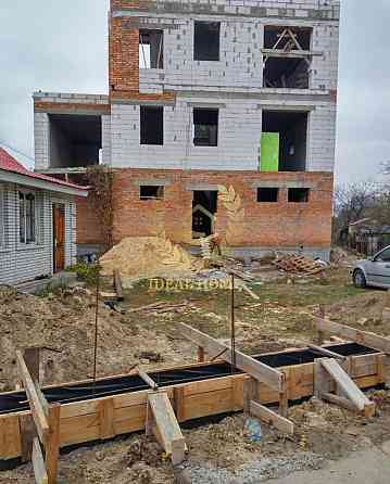 Продаж Будинок 4-кімнатний на Лесо-Степная ул., 24 Киев