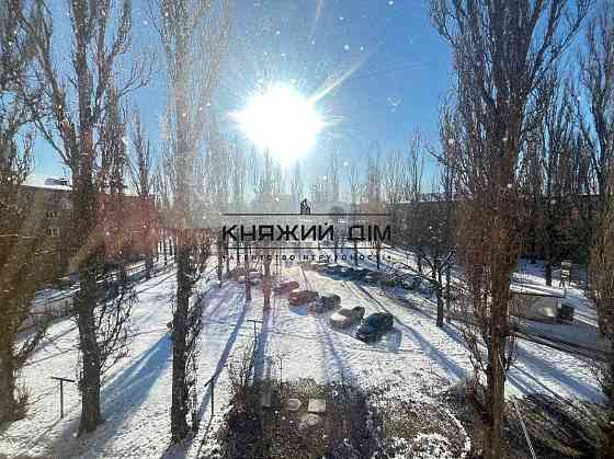 Оренда Квартира 1-кімнатна, 4/5 поверх на Академика Вернадского бульв. Київ