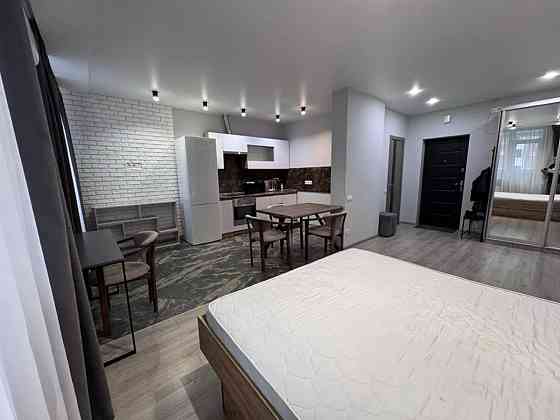 Оренда Квартира 1-кімнатна, 7/21 поверх на Балтійська, 3а Київ