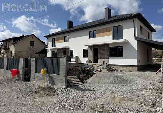 Продаж Будинок 4-кімнатний на вул. Набережна Velikaya Berezovica