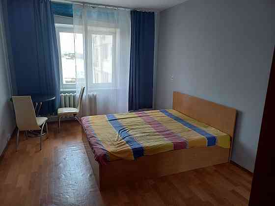 Продаж Квартира 3-кімнатна, 19/23 поверх на Милославська вул., д. 32/51а Київ