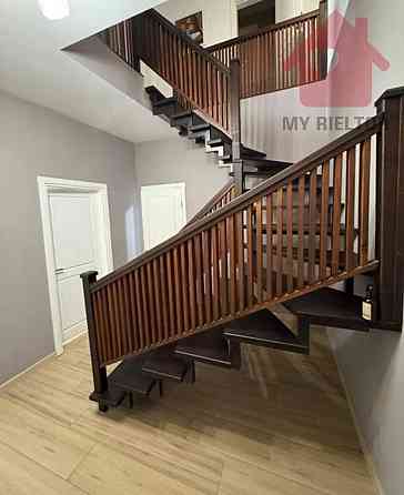 Продаж Квартира 2-кімнатна, 4/5 поверх на Тлехаса Ужгород