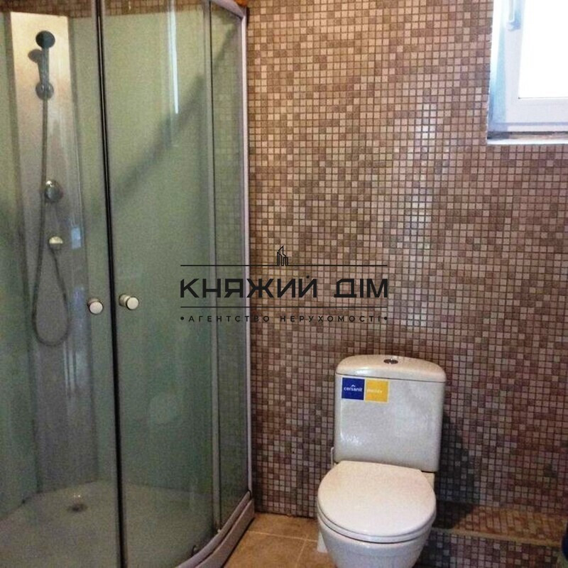 Продажа отличного нового дома в между Романковым и Новыми Безрадичами. № 2210757  - фото 8