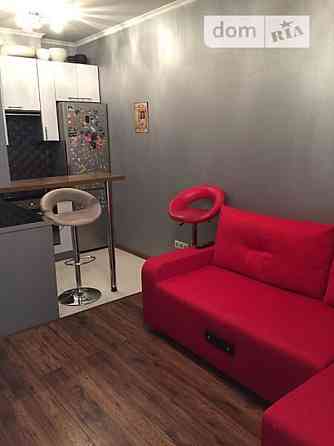 Оренда Квартира 1-кімнатна, 3/8 поверх на ул. Регенераторная, 4 Kiev