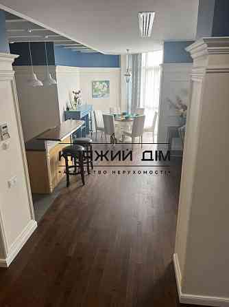 Оренда Квартира 5-кімнатна, 22/23 поверх на Глубочицкая ул. Kiev