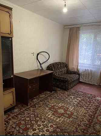 Продаж Квартира 3-кімнатна, 2/9 поверх на Бакинська вул., д. 37 Киев