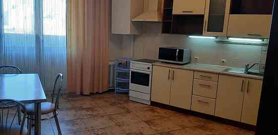 Оренда Квартира 2-кімнатна на ул. Срибнокильская, 1 Киев