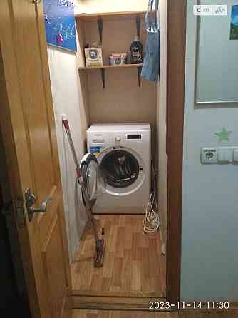 Оренда Квартира 1-кімнатна, 4/9 поверх на Харьковское шоссе, 170 а Киев