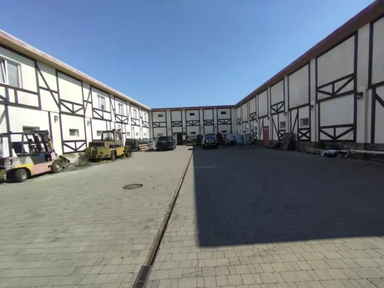 Здається Склад / ангар площа 1080 кв.м Минай Патруся Карпатського Минай