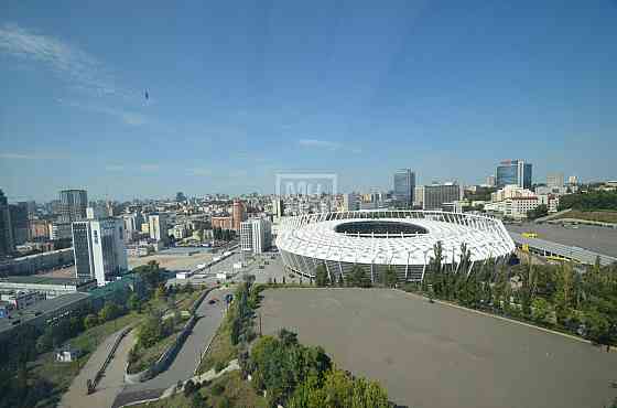 Оренда Квартира 4-кімнатна на вул. Ділова Kiev