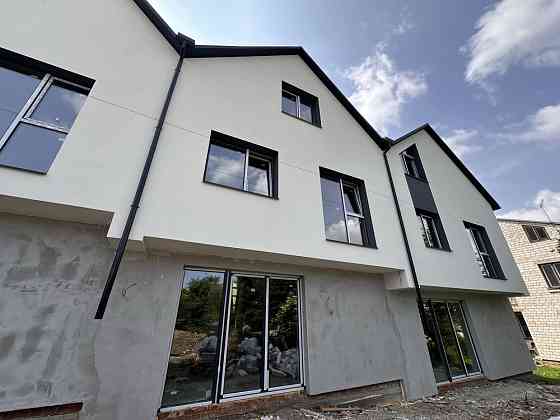 Продаж Будинок 3-кімнатний Пустомыты