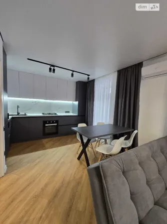 Продаж 1к Квартира 45 кв.м провулок Тарнавського Тернопіль