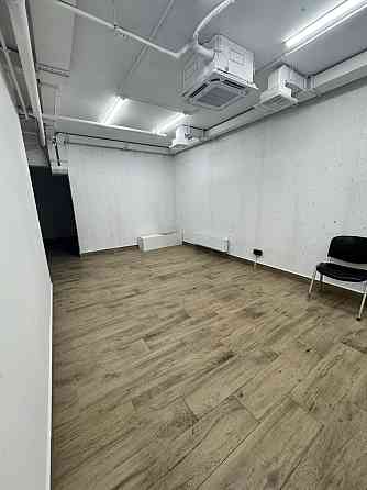 Оренда приміщення вільного призначення на улица Днепровская Набережная, д.18 приміщень - 2, поверх - cokol/25 Киев