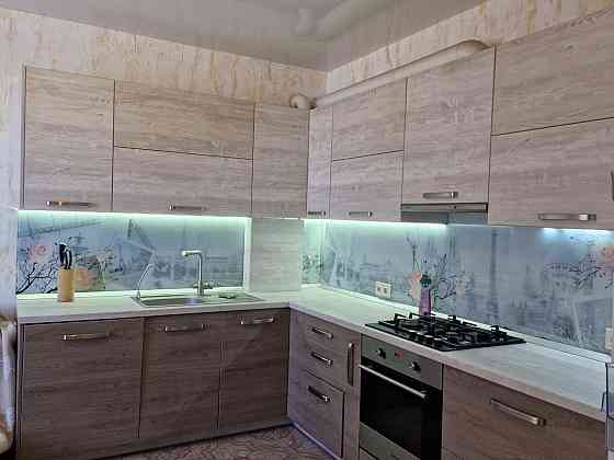 Дом с душой в Нерубайском — уют, мебель и техника остаются! Нерубайське