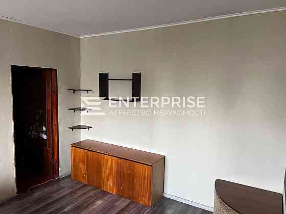 Продаж Квартира 2-кімнатна, 8/10 поверх на вул. Червоної Калини Київ