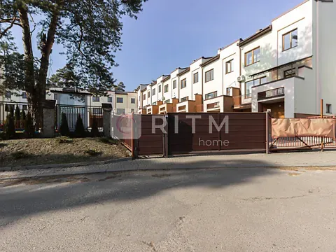 For sale 2-storey   190 sq.m 4 rooms at Пляжна вулиця  - photo 16