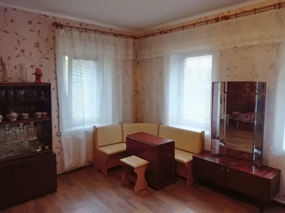 Продаж 2к Квартира 36.7 кв.м вул. Короленко 67 Дніпро