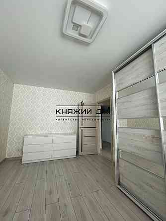 Оренда Квартира 2-кімнатна, 22/27 поверх на Вишняковская ул. Киев