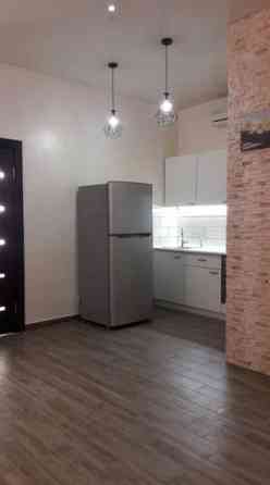 Продаж Квартира 1-кімнатна на ул. Жемчужная, 3 Лиманка