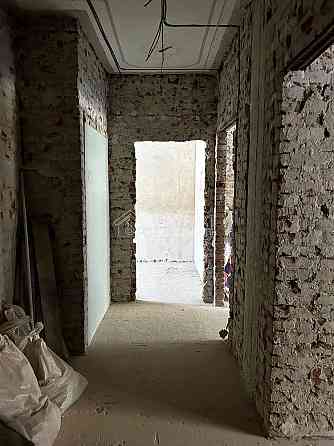 Продаж Квартира 2-кімнатна, 1/5 поверх на вул. Незалежності Харків