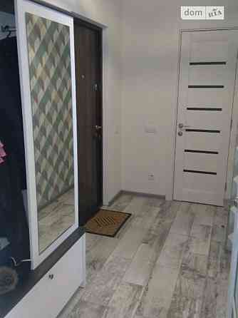 Оренда Квартира 1-кімнатна, 23/25 поверх на ул. Софии Русовой Київ