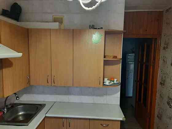 Оренда Квартира 3-кімнатна, 4/9 поверх на ул. Семьи Сосниных, 12 Київ