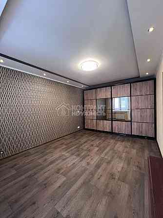 Продаж Квартира 2-кімнатна, 4/10 поверх на вул. молодіжна Пісочин