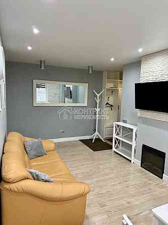 Продаж Квартира 3-кімнатна, 10/12 поверх на вул. Валентинівська Kharkiv