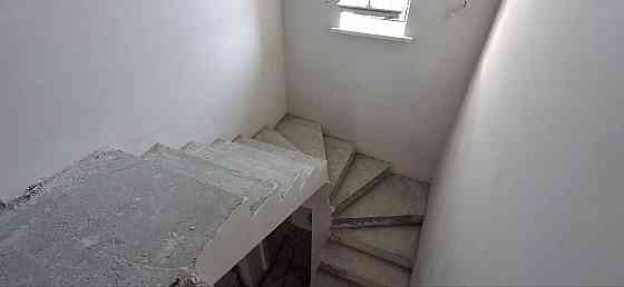 Продаж Будинок 4-кімнатний на ул. Ясеневая, 23 Лиманка