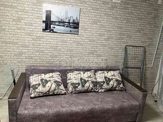 Оренда Квартира 1-кімнатна, 1/5 поверх на вул. Ферганская Харьков