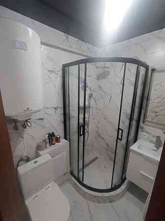 Оренда Квартира 1-кімнатна, 1/5 поверх на Донця, 13 Kiev