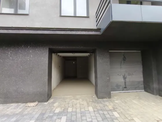 For sale Garage For a passenger car area 21 sq.m  floor 1 Легоцького 64Б Uzhhorod