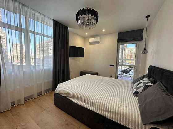 Продаж Квартира 2-кімнатна, 5/16 поверх на Олександра Олеся вул., д. 9 Kiev