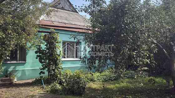 Продаж Будинок 6-кімнатний на вул. Спортивна Pesochin