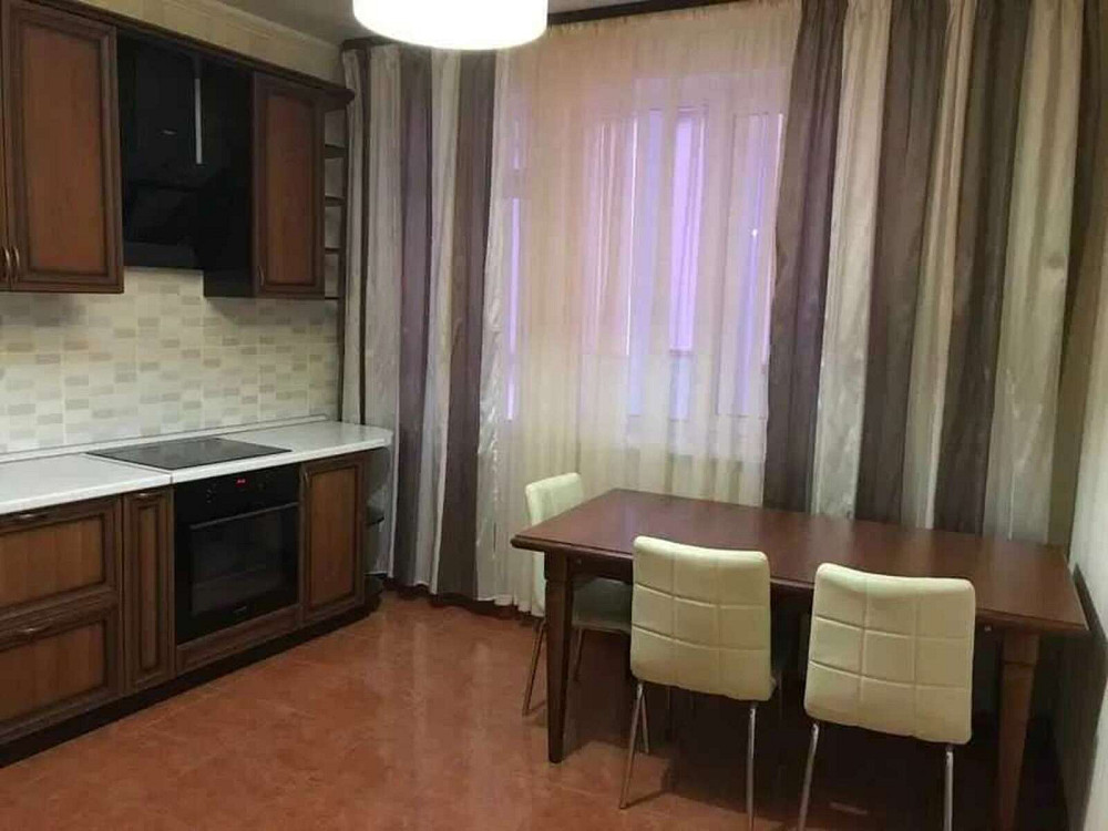 Оренда Квартира 1-кімнатна, 4/22 поверх на Днепровская набережная Київ - фото 1