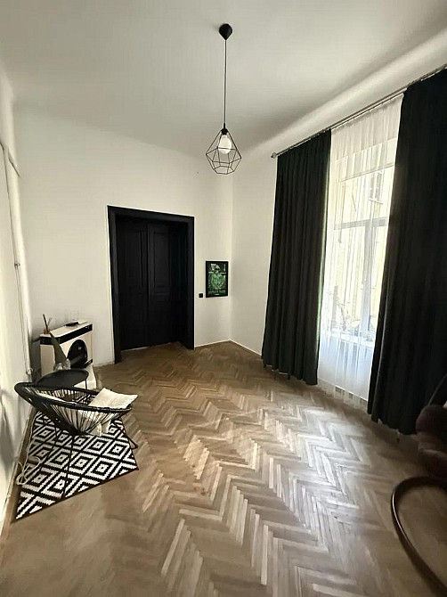 Продаж Квартира 3-кімнатна, 2/3 поверх на вул. Дорошенка Львів - фото 3