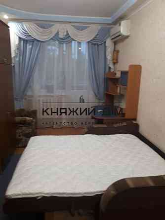 Оренда Квартира 1-кімнатна, 3/5 поверх на Воссоединения просп./Соборності просп. Kiev